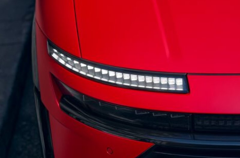https://www.motorfair.co.uk/assets/media/ledheadlights_2.jpeg