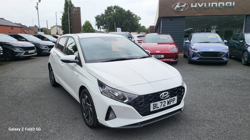 Hyundai i20