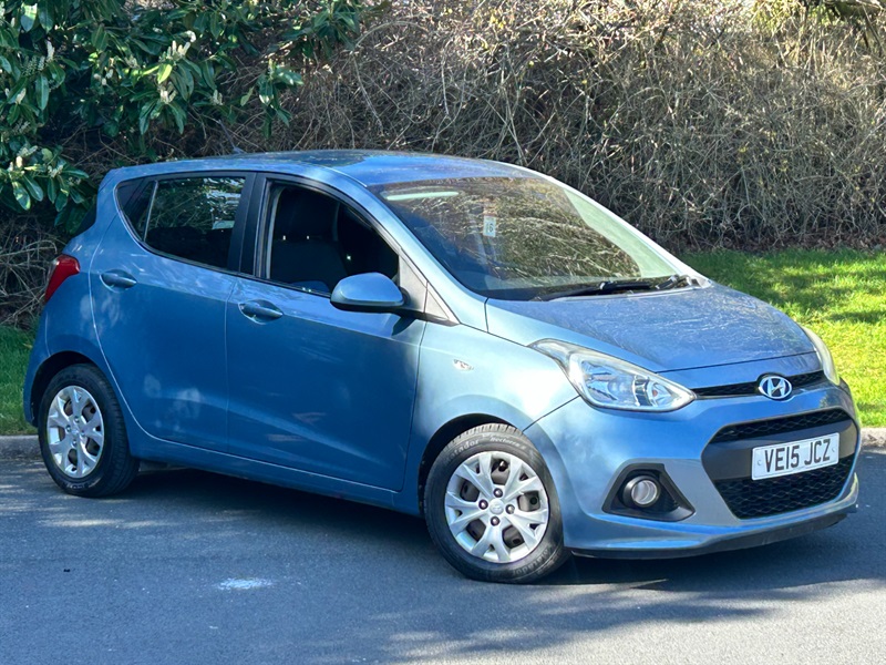 HYUNDAI i10